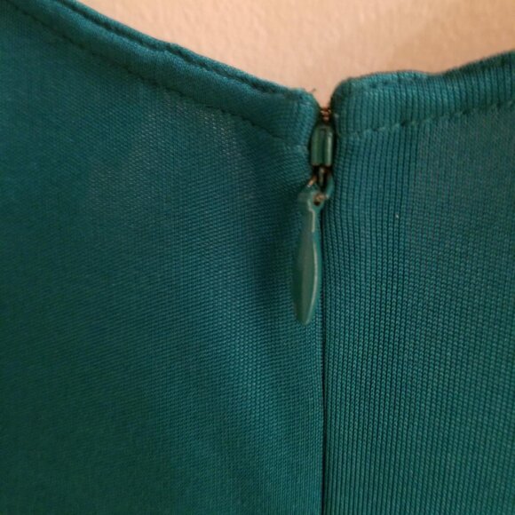 NEW Issa London plunge 100% SILK teal dress Size 8 cocktail/holiday party, flowy - Picture 6 of 10